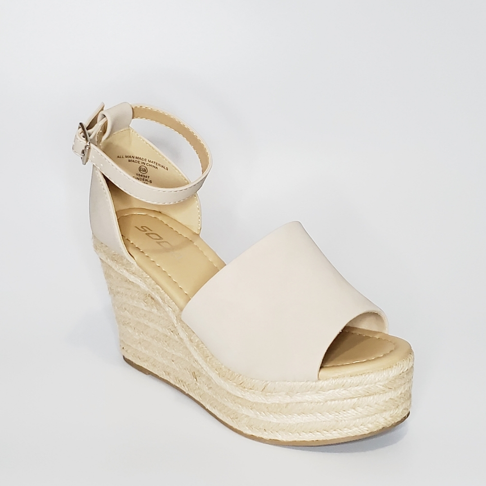 Soda Espadrille Wedges Size 6.5 women's